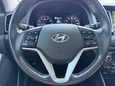 Used 2016 Hyundai Tucson Limited w/ Option Group 03 FWD image 27