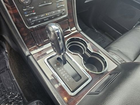 Used 2017 Lincoln Navigator Reserve image 28