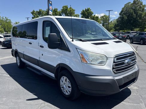 Used 2015 Ford Transit 350 XLT RWD image 4