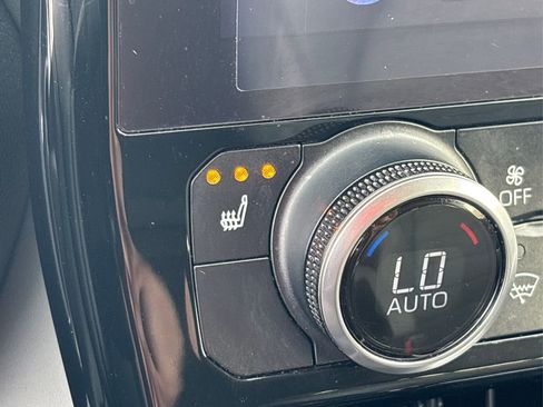 Used 2023 Toyota Highlander XLE image 33