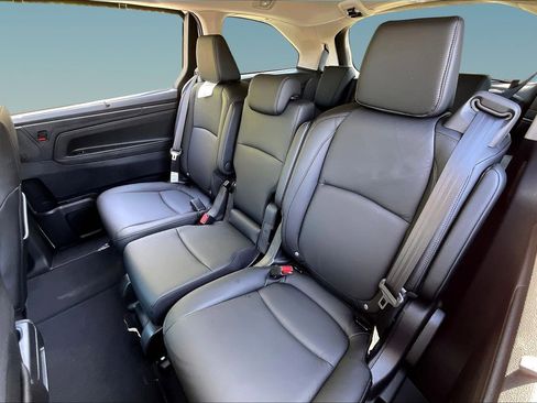 Used 2025 Honda Odyssey EX-L image 22