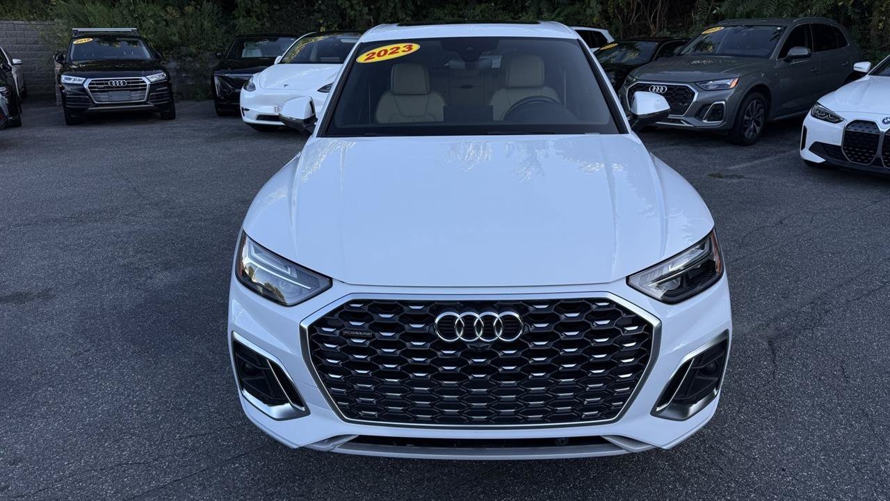Used 2023 Audi Q5 2.0T Premium Plus w/ Premium Plus Package AWD/4WD image 24