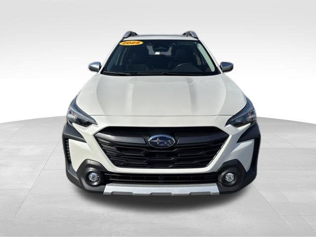 Used 2025 Subaru Outback Touring XT AWD/4WD image 2