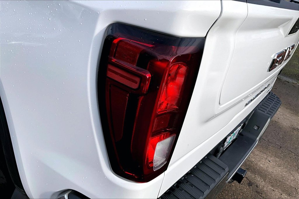 Used 2022 GMC Sierra 1500 SLE AWD/4WD image 29
