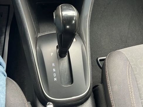 Used 2019 Chevrolet Trax LS image 31