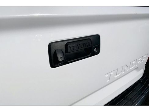 Used 2017 Toyota Tundra SR5 image 33