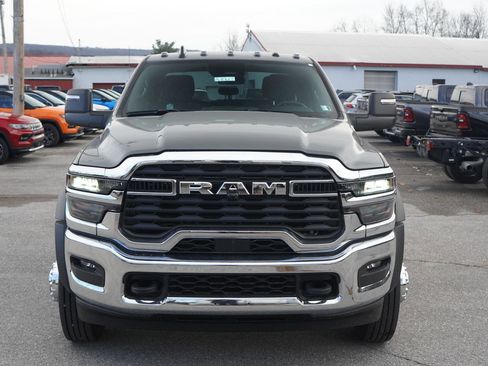 New 2026 RAM 5500 Tradesman w/ Chrome Appearance Group image 8