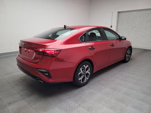 Used 2019 Kia Forte LXS FWD image 9