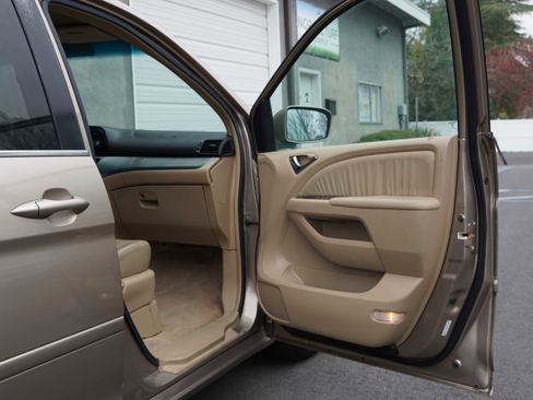 Used 2006 Honda Odyssey EX-L image 28