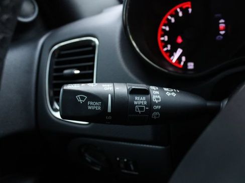 Used 2019 Dodge Durango GT AWD/4WD image 11