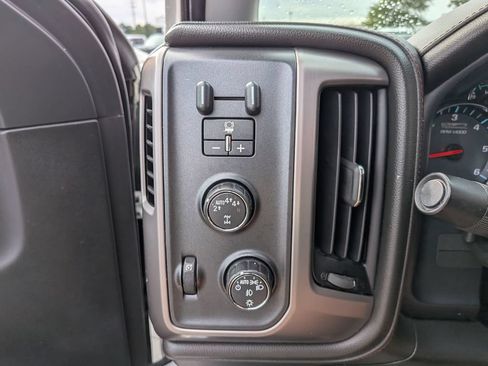 Used 2017 GMC Sierra 1500 SLT AWD/4WD image 13