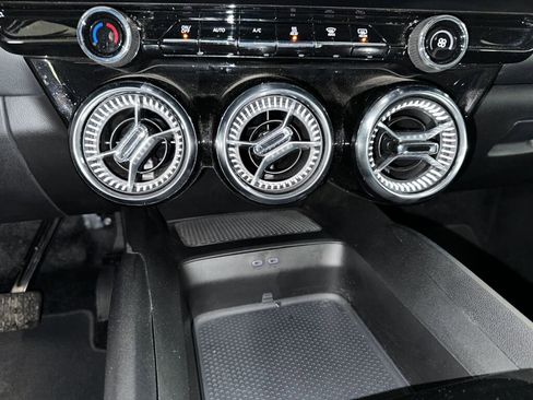 Certified 2024 Chevrolet Blazer EV LT image 16