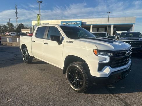 New 2026 Chevrolet Silverado 1500 LT Trail Boss w/ Convenience Package II image 1