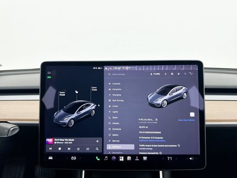 Used 2018 Tesla Model 3 Long Range RWD image 29