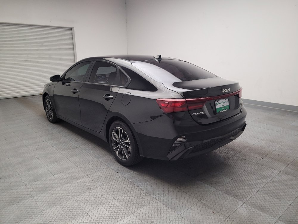 Used 2023 Kia Forte LXS w/ LXS Technology Package FWD image 5