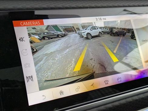 Used 2020 Land Rover Range Rover Velar R-Dynamic S image 14