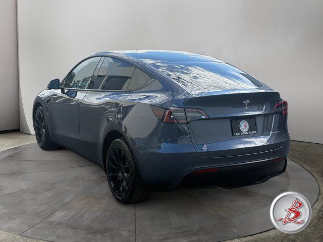 Used 2023 Tesla Model Y Long Range AWD/4WD image 5