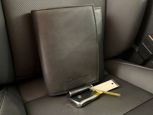 Used 2025 Lexus ES 350 w/ Technology Package FWD image 42