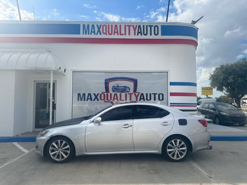 Used 2009 Lexus IS 250 image 12