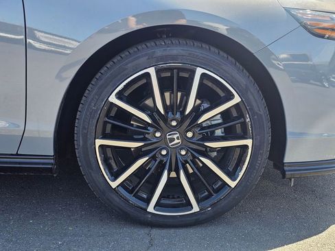 Used 2024 Honda Accord Touring image 13