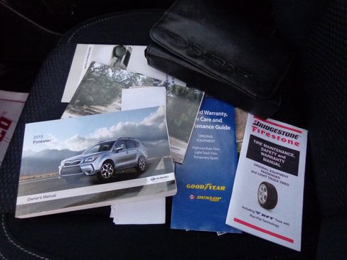 Used 2015 Subaru Forester 2.5i Premium w/ All-Weather Package image 18