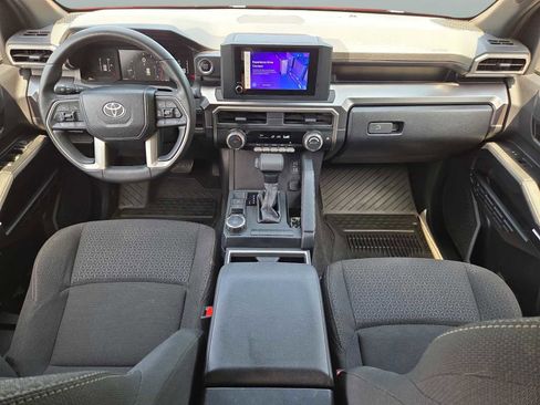 Used 2025 Toyota 4Runner SR5 RWD image 17