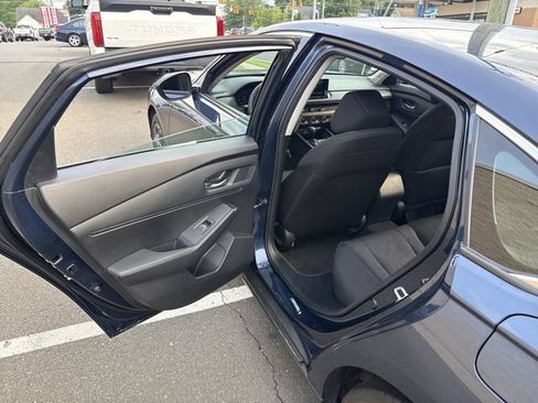 Used 2023 Honda Accord EX image 26