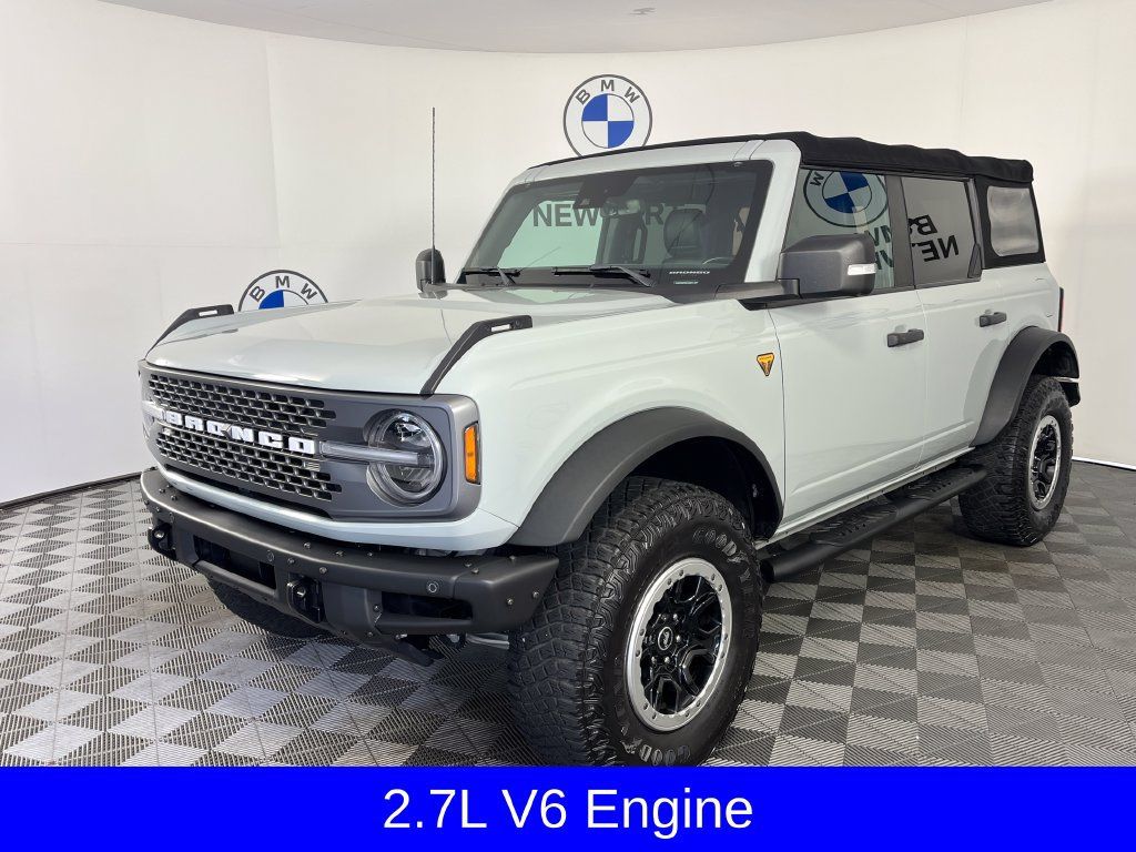 Used 2021 Ford Bronco Badlands AWD/4WD image 3