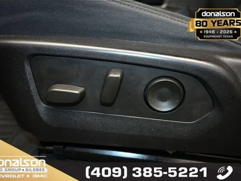 Used 2023 Chevrolet Colorado Trail Boss w/ Technology Package AWD/4WD image 7