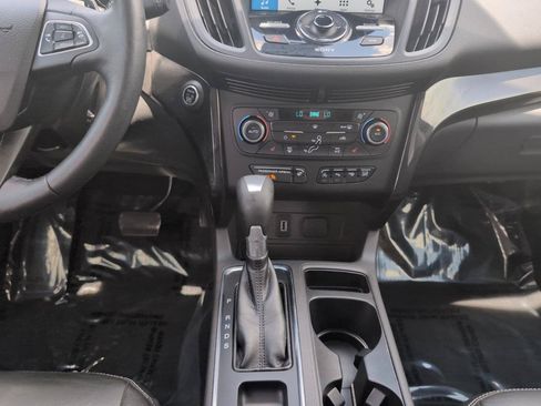 Used 2017 Ford Escape Titanium w/ Equipment Group 301A AWD/4WD image 16