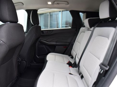 Used 2023 Ford Escape Active AWD/4WD image 18