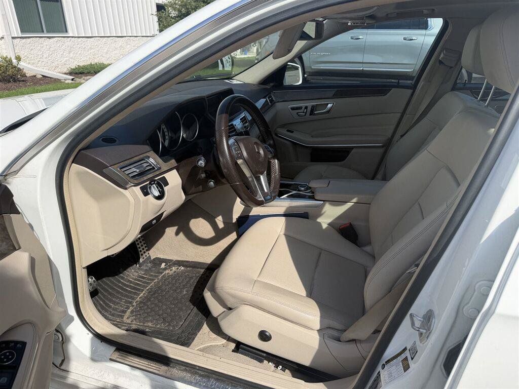 Used 2016 Mercedes-Benz E 350 4MATIC Wagon image 4