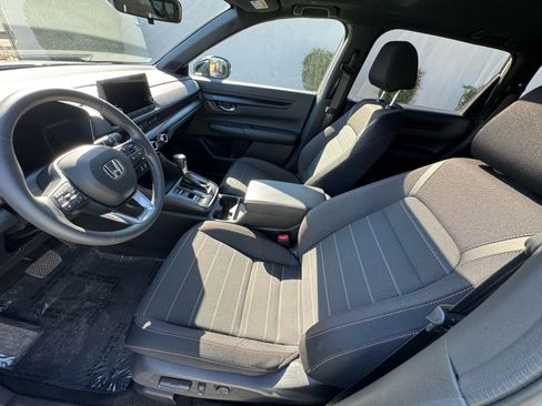 Used 2025 Honda CR-V Sport image 10