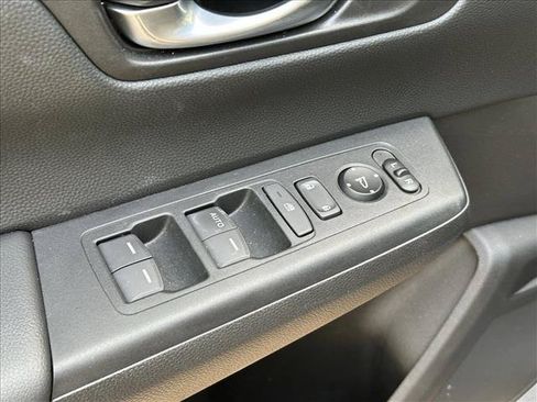 Used 2025 Honda CR-V LX image 26