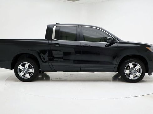 Used 2025 Honda Ridgeline RTL image 3