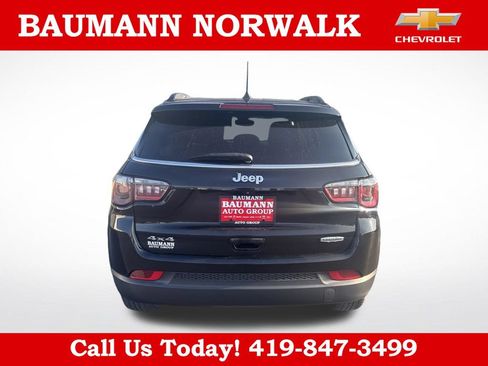 Used 2022 Jeep Compass Latitude w/ Convenience Group AWD/4WD image 5