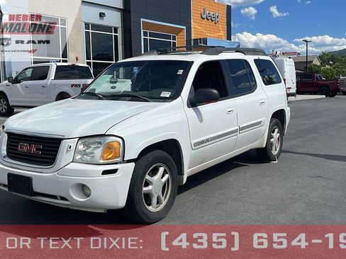 Used 2002 GMC Envoy XL SLT AWD/4WD image 1