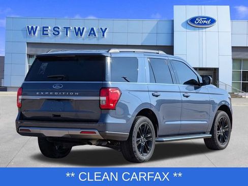 Used 2022 Ford Expedition XLT image 3