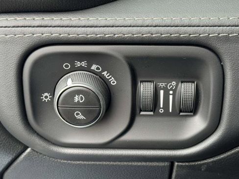 New 2026 RAM 2500 Limited image 13