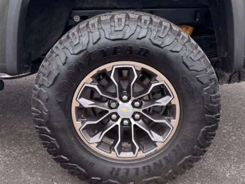 Used 2017 Chevrolet Colorado ZR2 AWD/4WD image 7