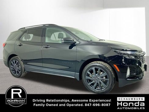 Used 2023 Chevrolet Equinox RS image 3