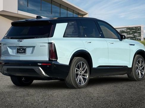 New 2026 Cadillac Vistiq Sport w/ LPO, Floor Liner Package image 4