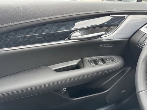 New 2025 Cadillac XT5 Premium Luxury image 38