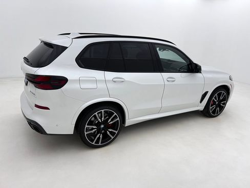New 2026 BMW X5 M60i w/ Executive Package image 4