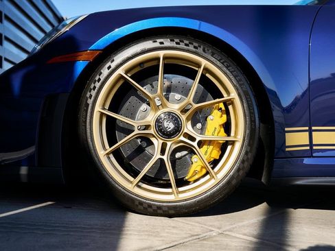 Used 2025 Porsche 911 GT3 w/ Chrono Package RWD image 4