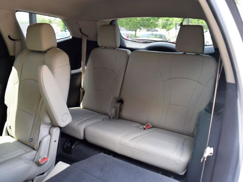 Used 2020 Buick Enclave Essence w/ Trailering Package, 5000 lbs. FWD image 37