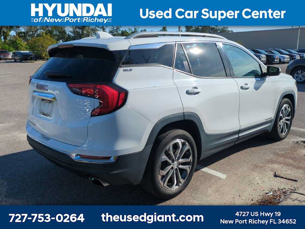 Used 2018 GMC Terrain SLT w/ Preferred Package FWD image 2