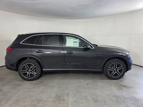 New 2026 Mercedes-Benz GLC 300 image 3