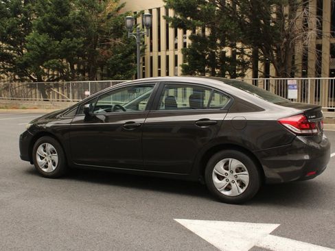 Used 2014 Honda Civic LX image 9