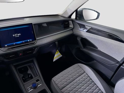 New 2026 Volkswagen Tiguan S FWD image 23